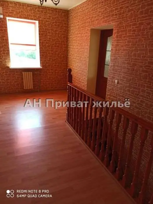 Будинок в Мильцях з гаражем для вантажного авто | Приват житло
