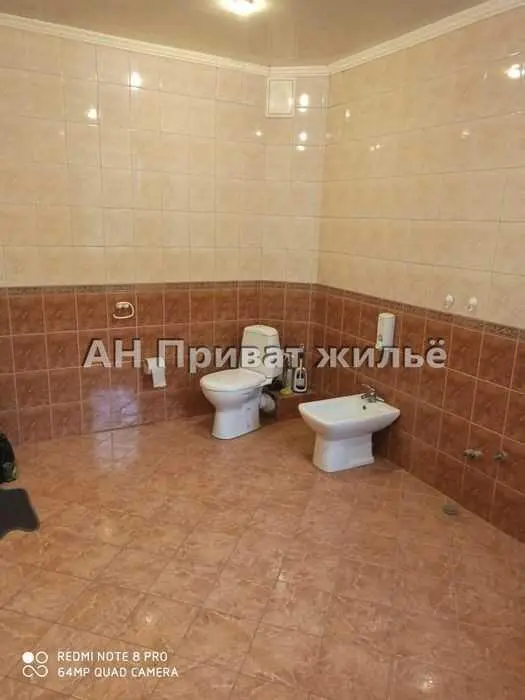 Будинок в Мильцях з гаражем для вантажного авто | Приват житло