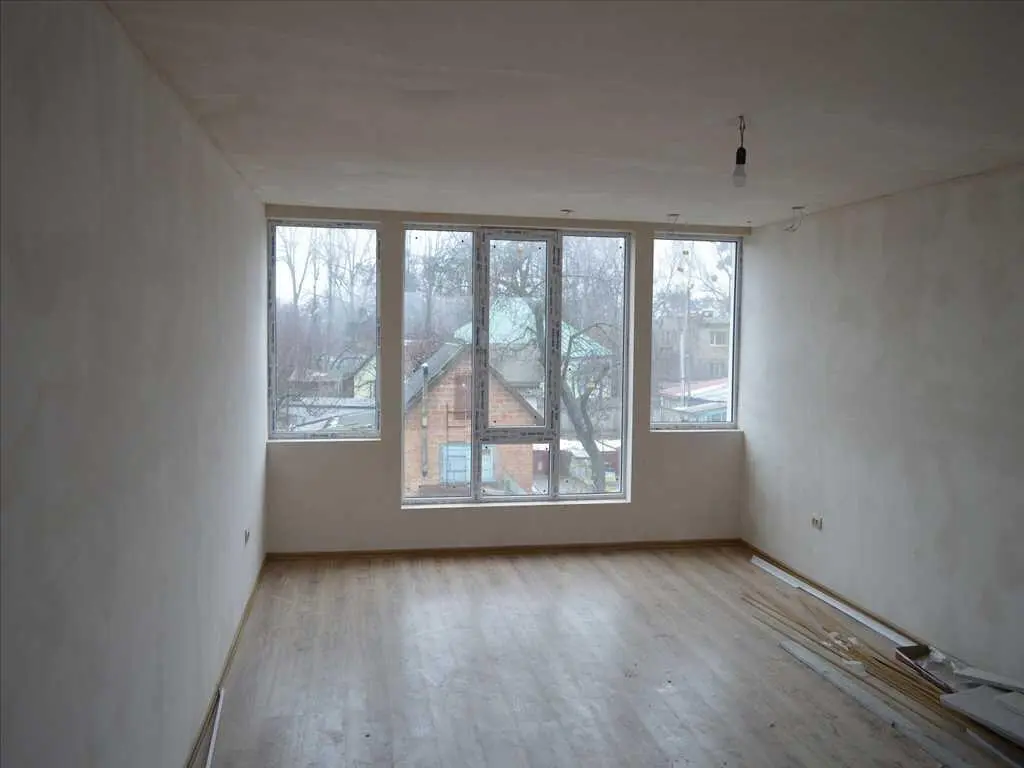 Продаем два жилых дома на одном участке. | Приват житло