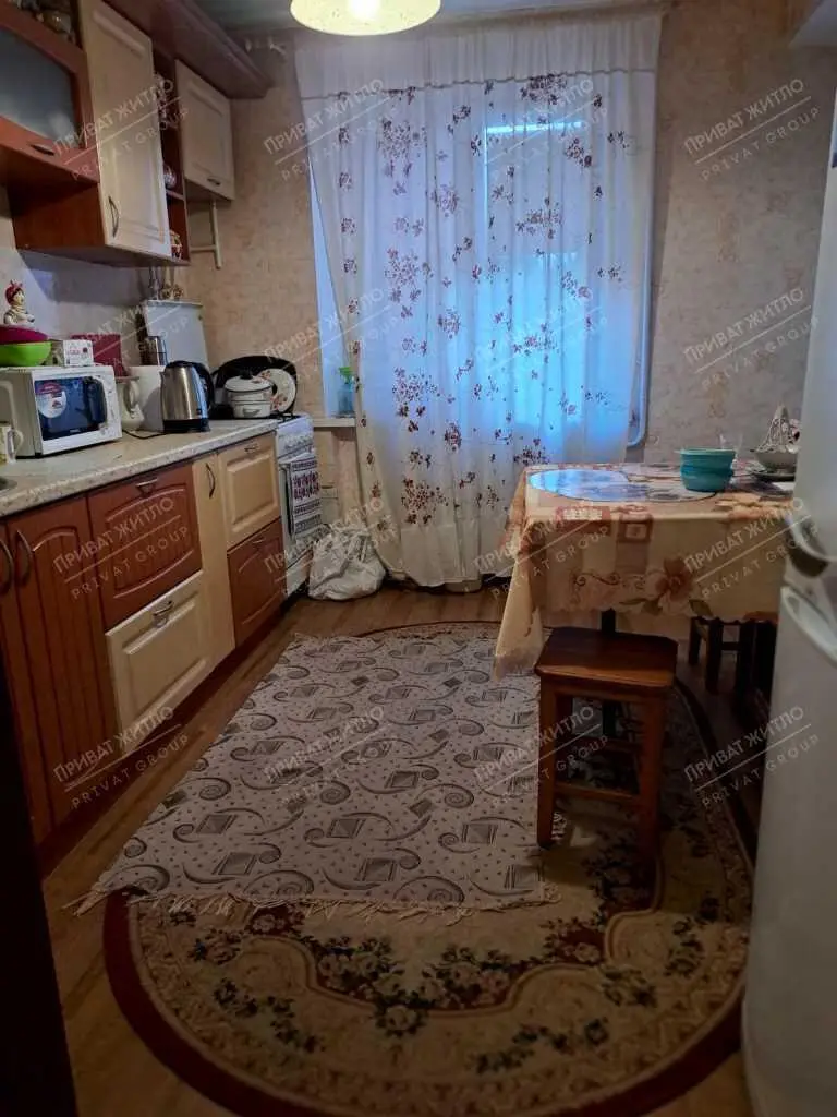 3 кімнатна чешка в районі 38 школи | Приват житло