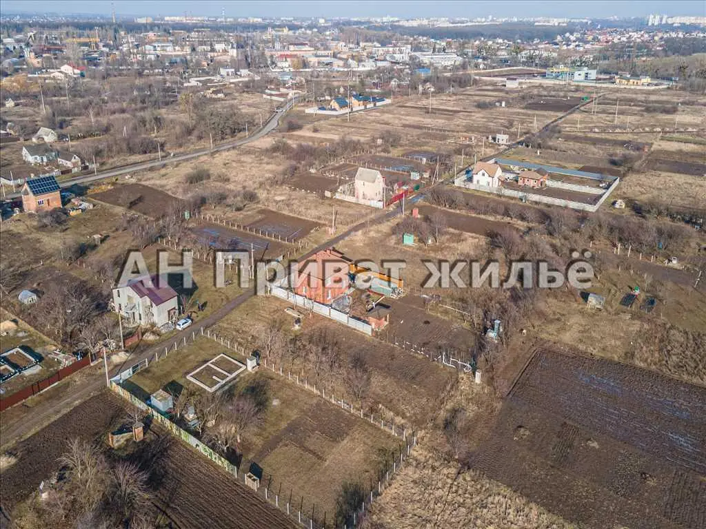 Продається земельна ділянка у Супрунівці.
 | Приват житло