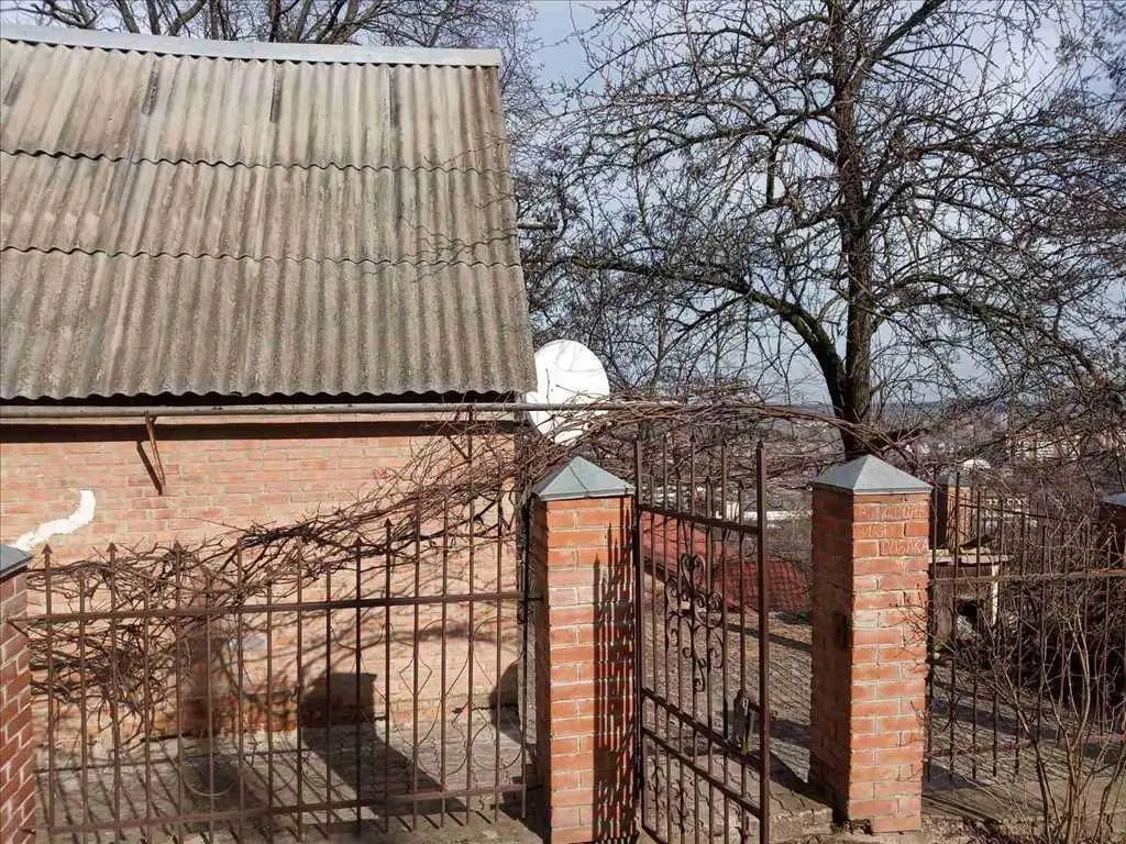 Рідкісний будинок у центрі з видом на Монастир – не пропустіть! | Приват житло