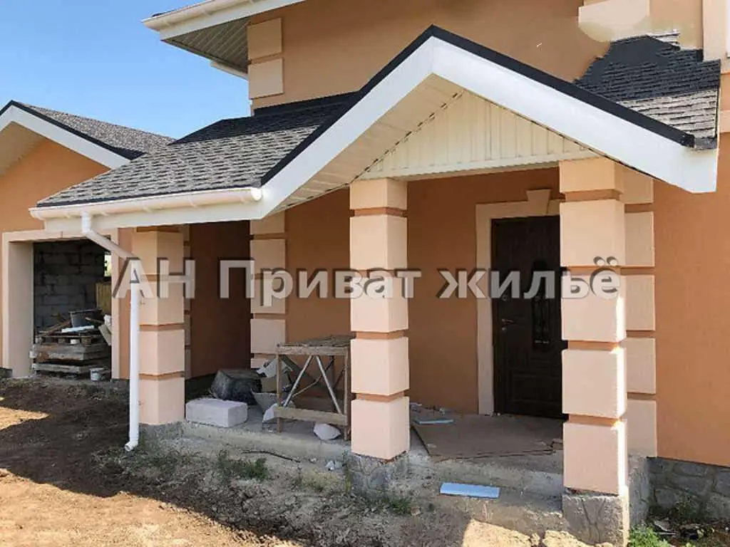Гарний, з цікавим плануванням, двоповерховий будинок на Браїлках | Приват житло