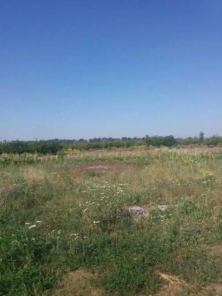 Невелика земельна ділянка на Розсошенцях | Приват житло