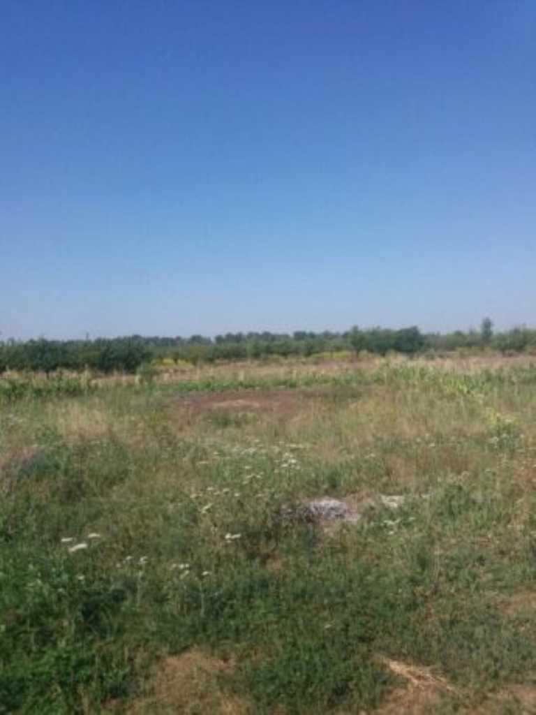 Невелика земельна ділянка на Розсошенцях | Приват житло
