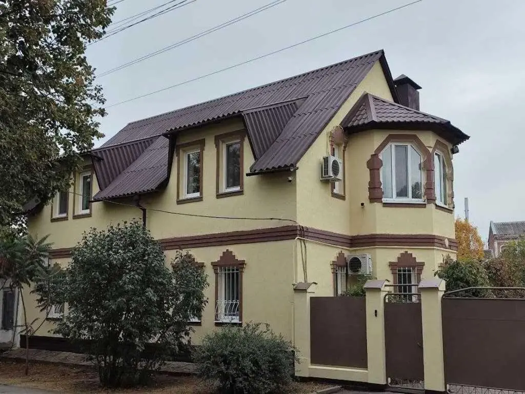 Розкішний особняк в історичному центрі міста Полтава! | Приват житло