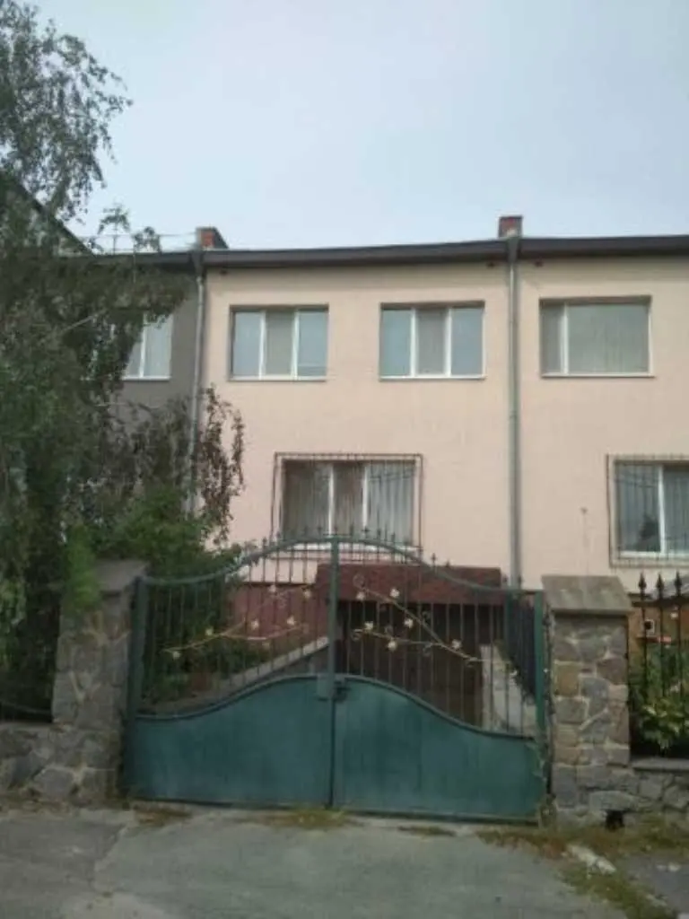 Продаж будинку в Яківцях | Приват житло