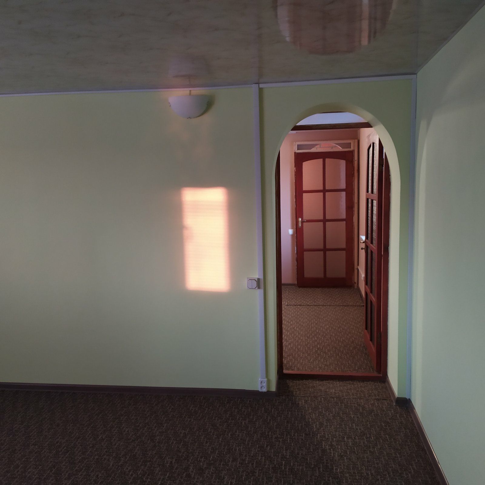 Добротний будинок під бізнес в Жуках | Приват житло