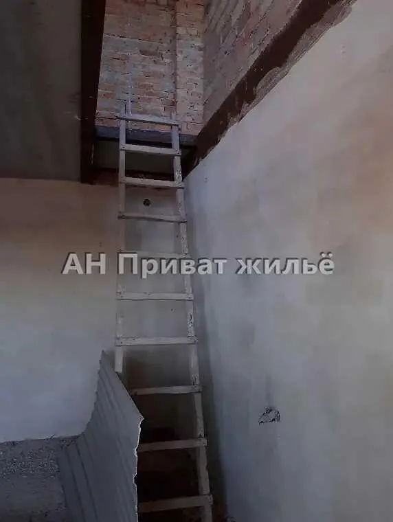 Шикарна дворівнева квартира в центрі міста | Приват житло