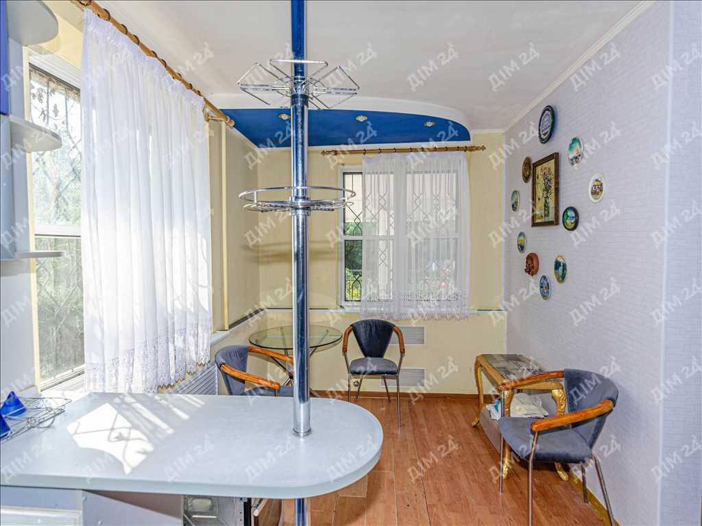 Цегляний будинок на Вороніна | Приват житло