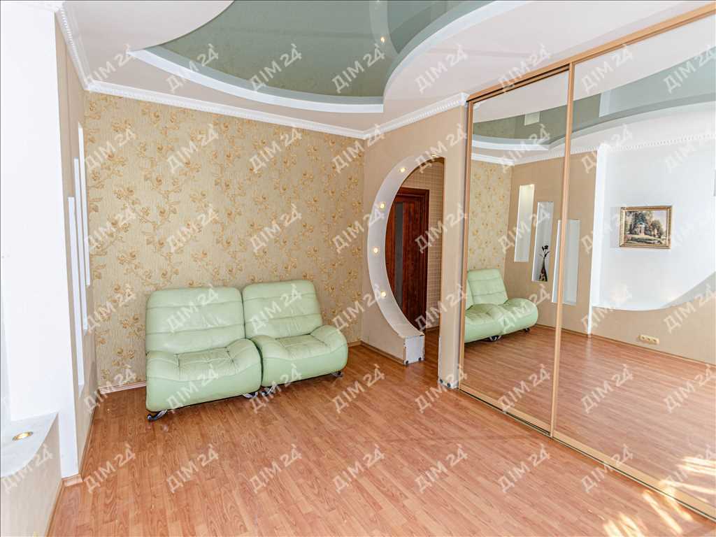 Цегляний будинок на Вороніна | Приват житло