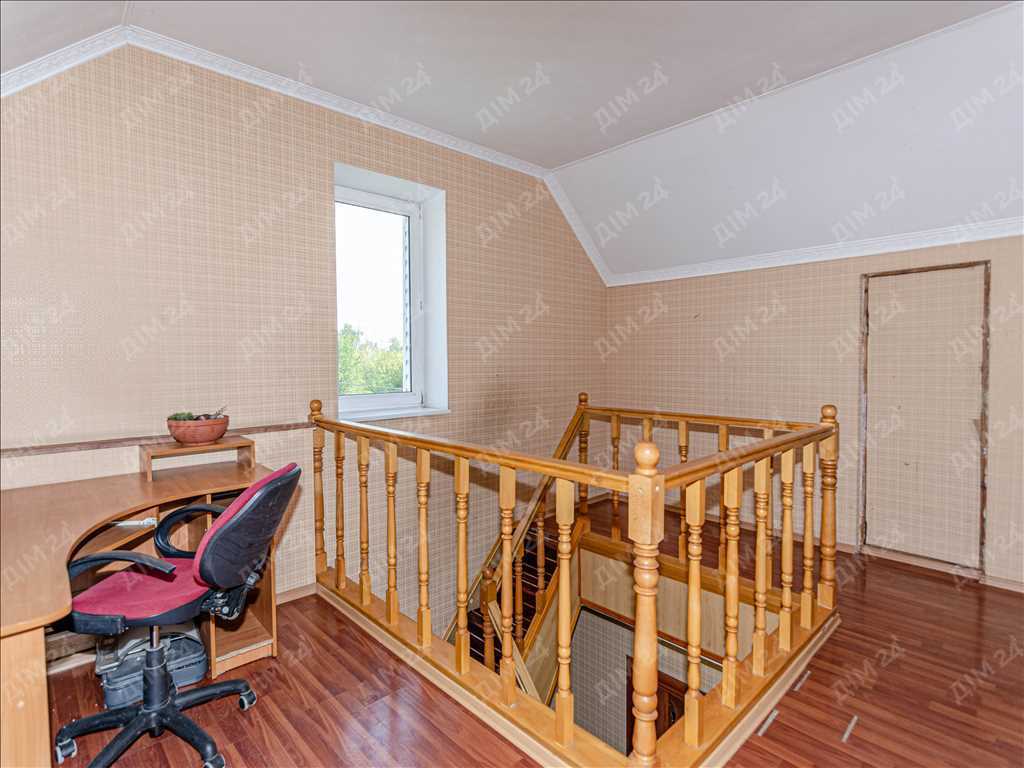 Цегляний будинок на Вороніна | Приват житло