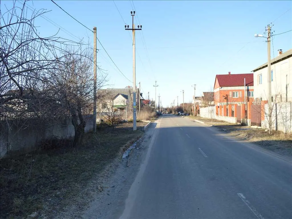 Ділянка на Червоному Шляху | Приват житло