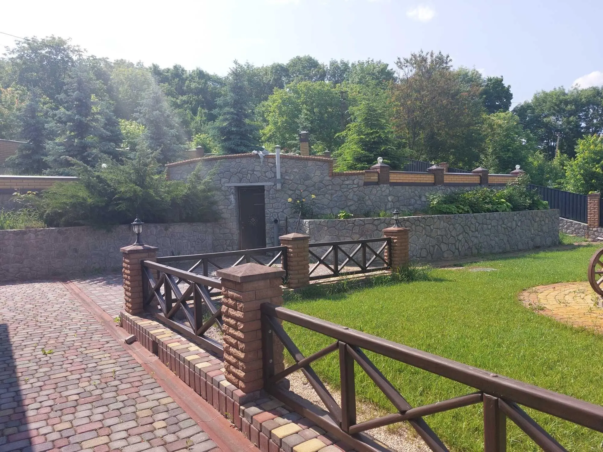 Чудова усадьба в Петрівці | Приват житло