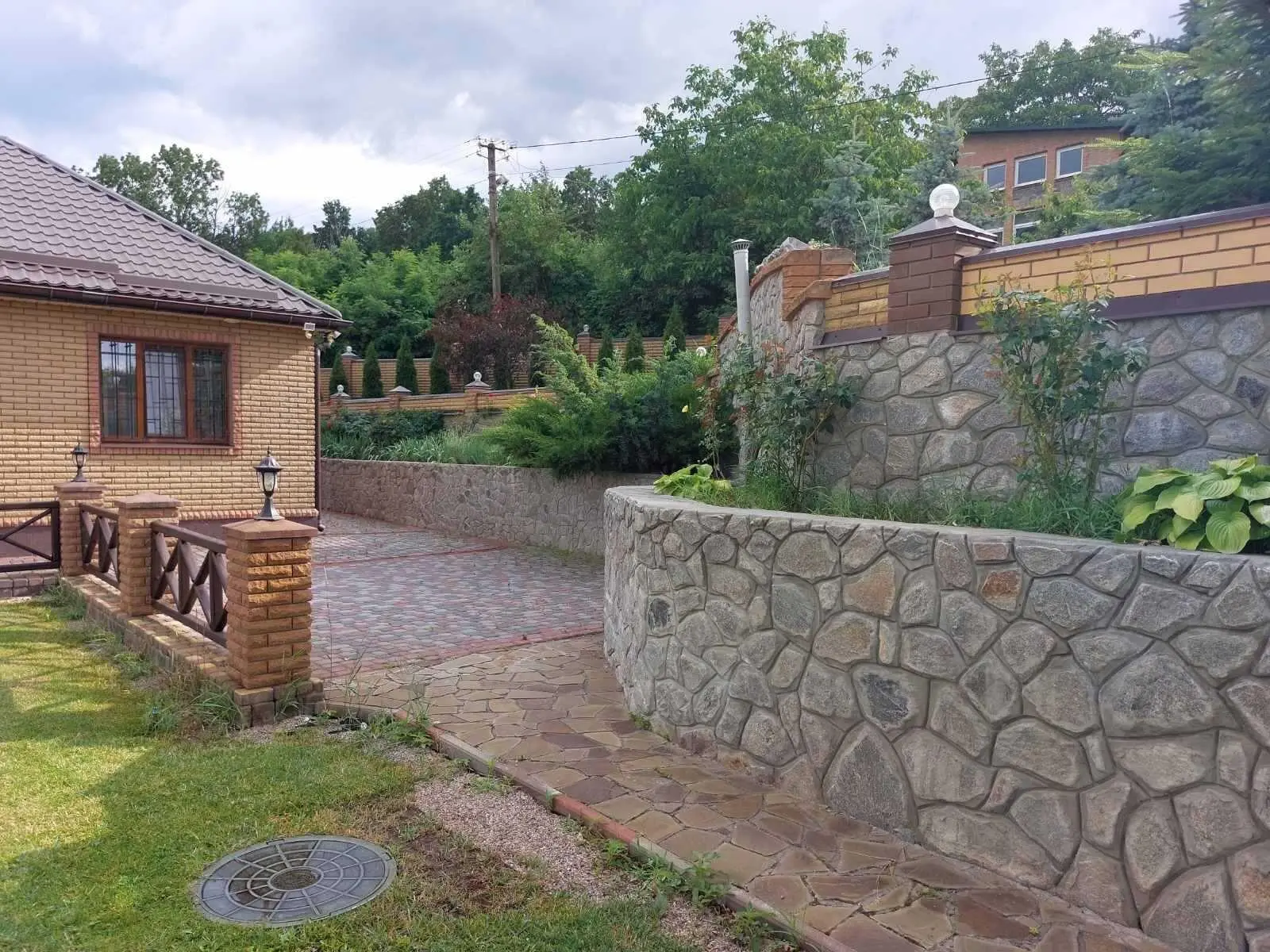 Чудова усадьба в Петрівці | Приват житло