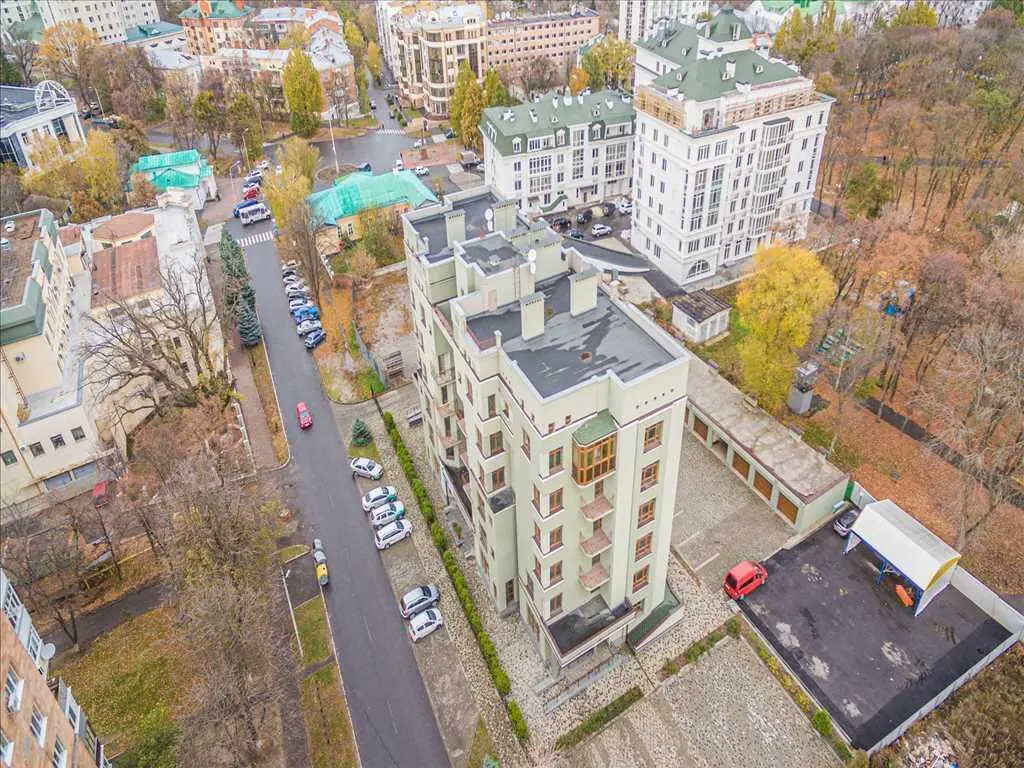 4 кімнатна квартира в історичному центрі м. Полтава | Приват житло