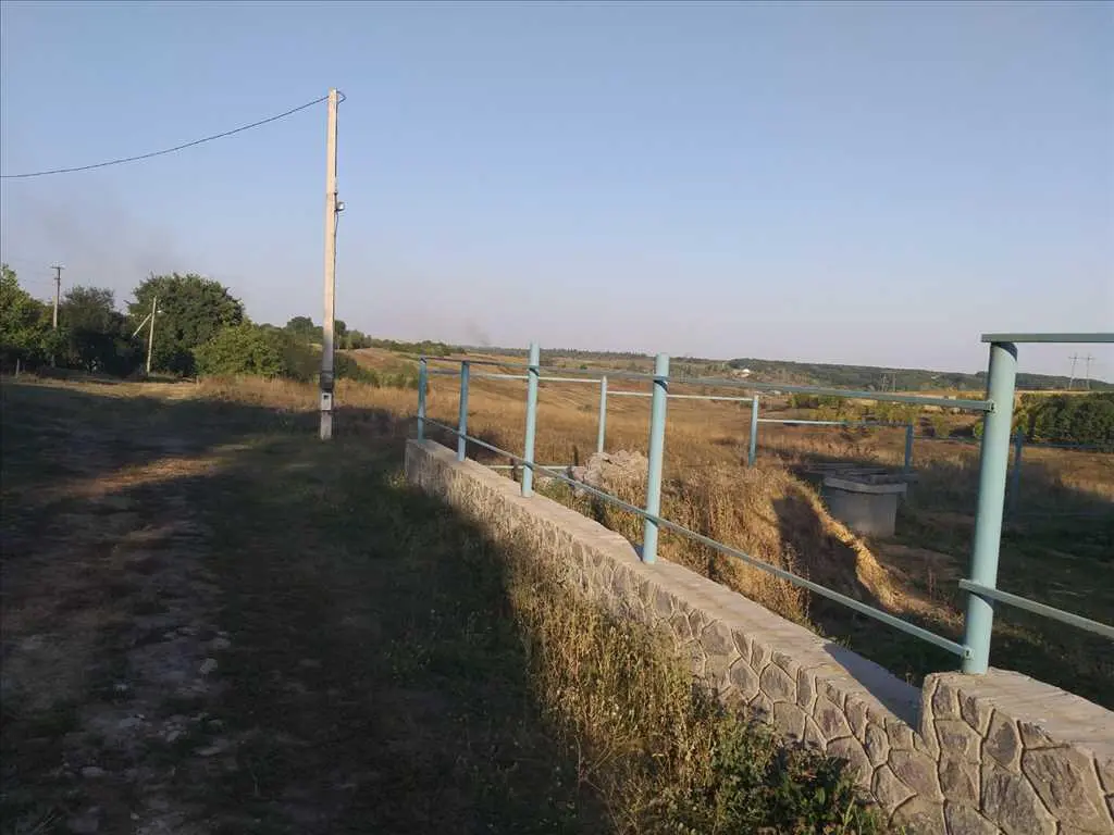 Ділянка для втілення своїх бажань
 | Приват житло