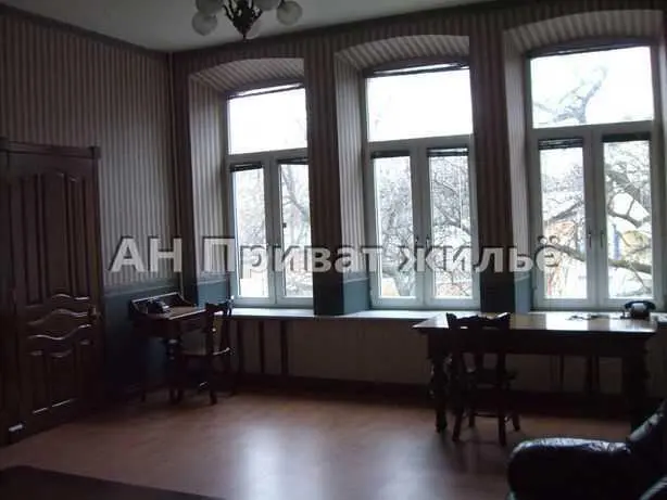Центр, квартира в 2 хвилинах від Корпусного парку | Приват житло