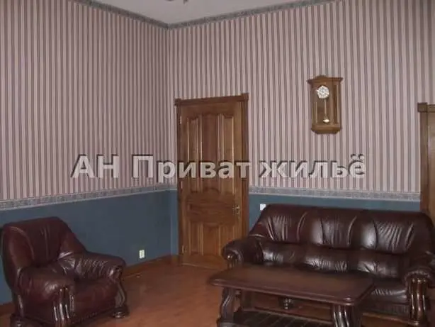 Центр, квартира в 2 хвилинах від Корпусного парку | Приват житло
