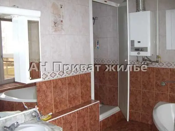 Центр, квартира в 2 хвилинах від Корпусного парку | Приват житло