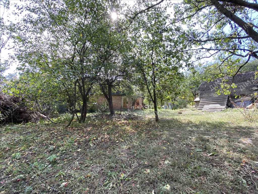 Будинок в місті з окремою ділянкою! | Приват житло