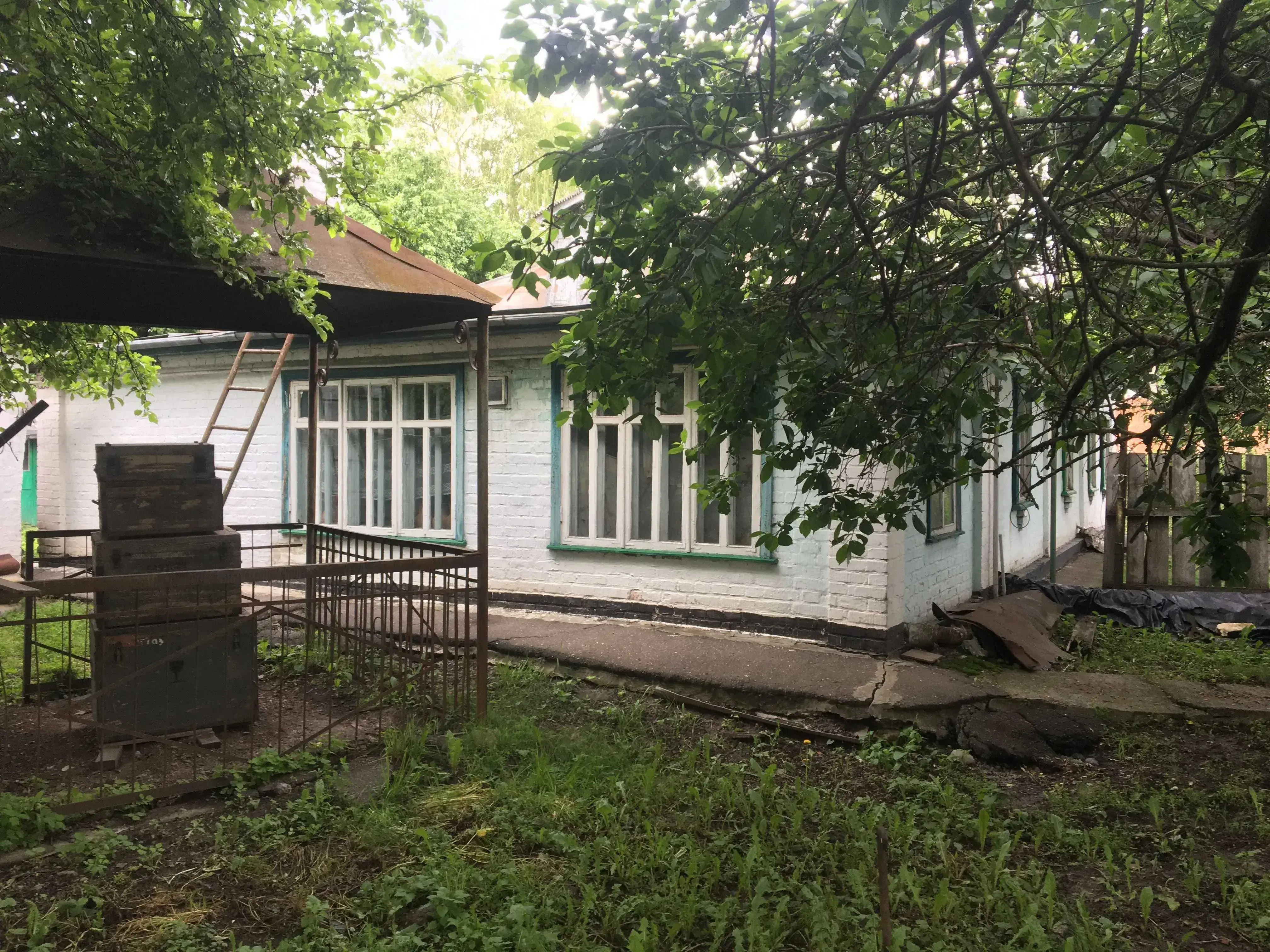 Будинок на 3 входи з великою ділянкою. | Приват житло