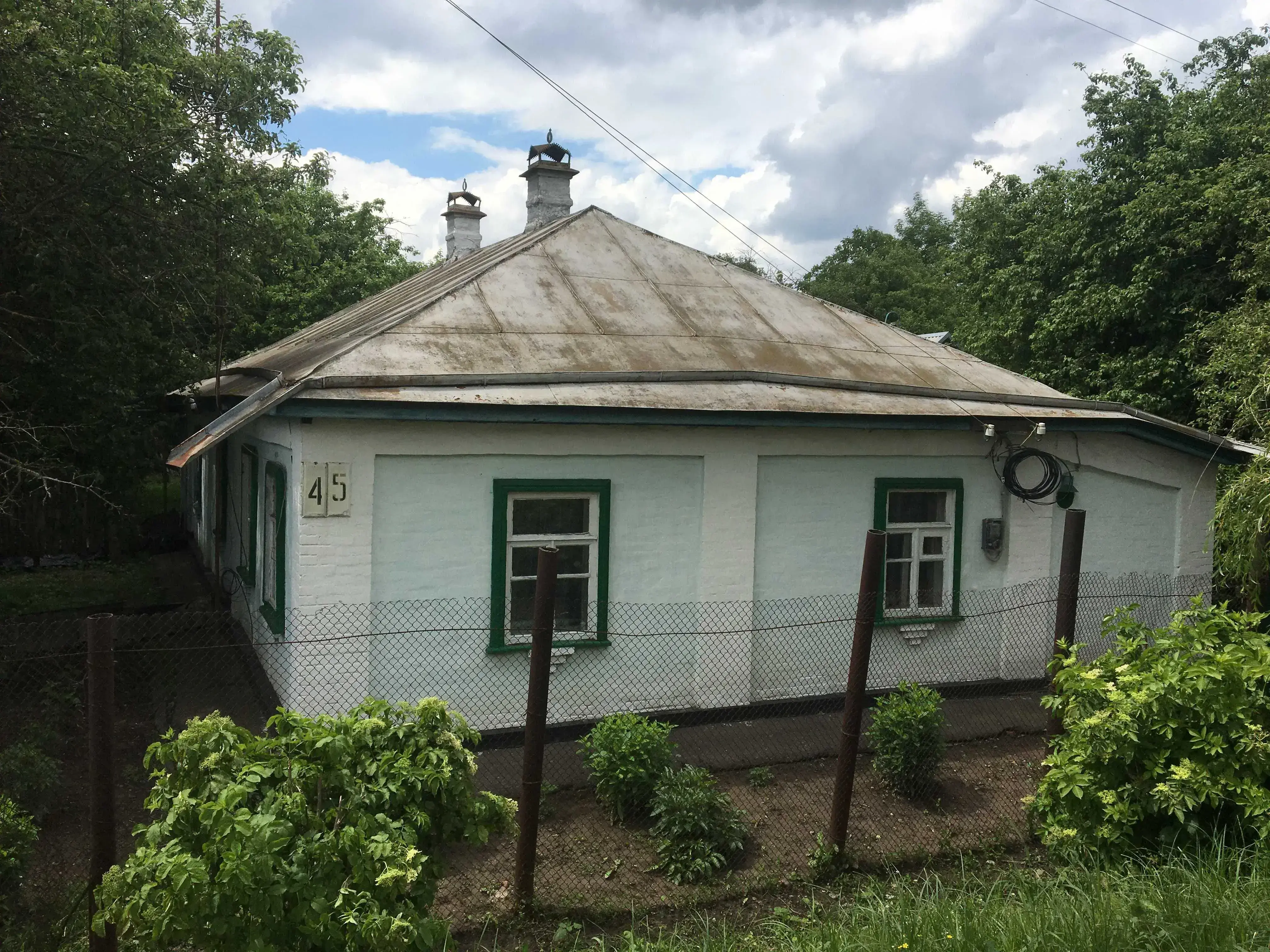 Будинок на 3 входи з великою ділянкою. | Приват житло