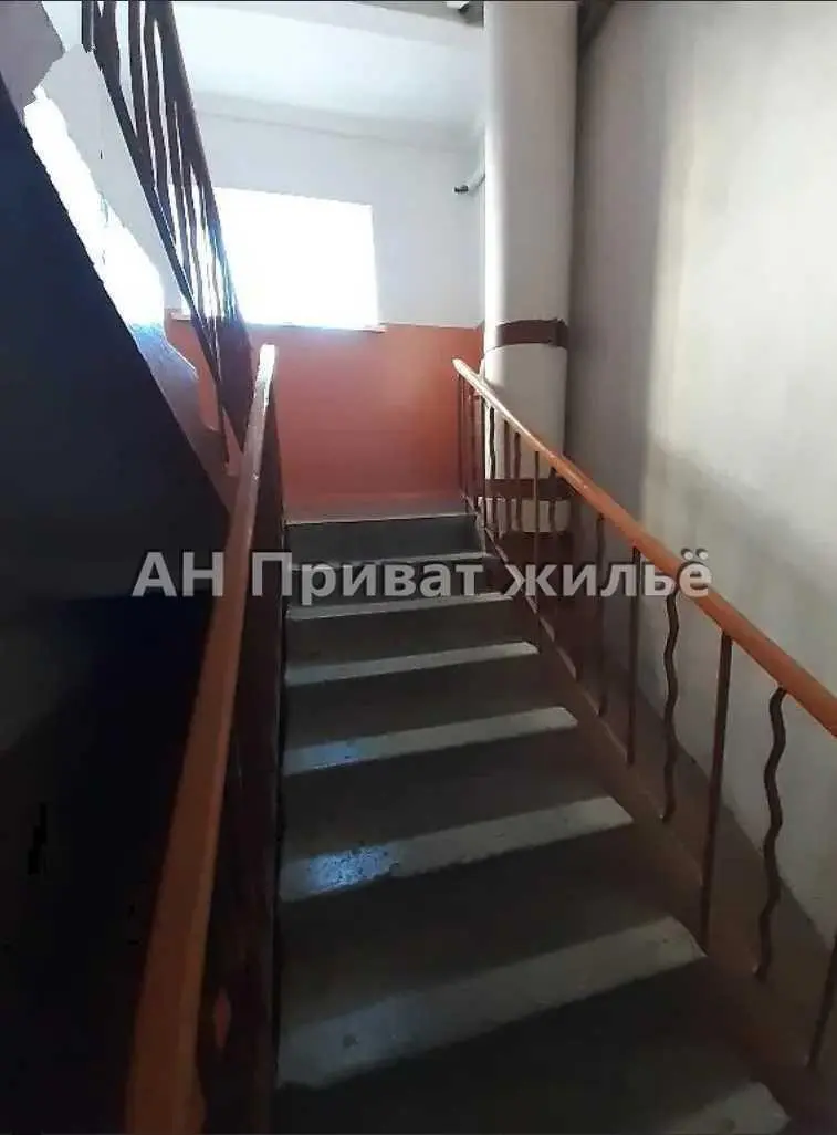 Трикімнатна квартира поруч ПД 