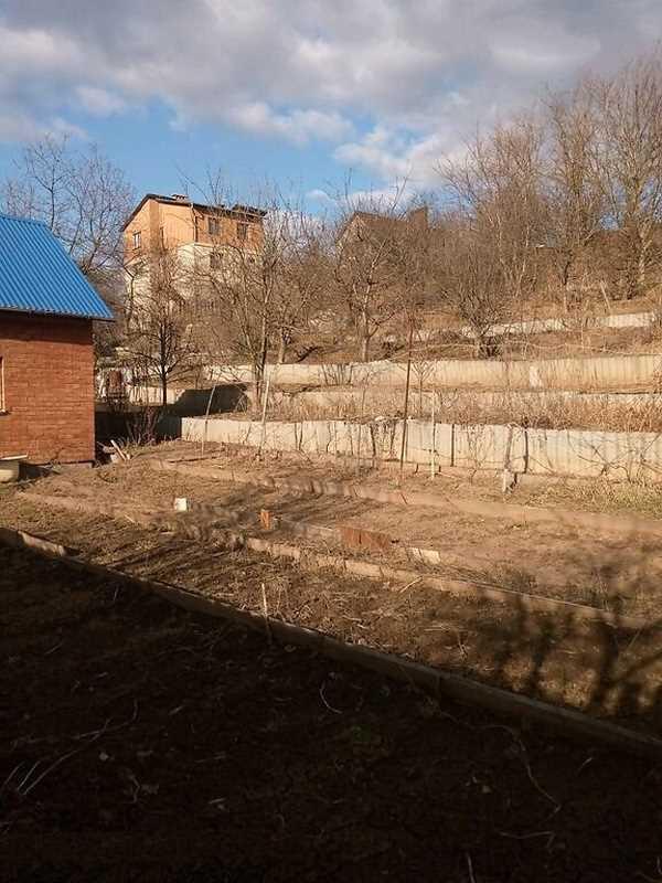 Приватизована земельна ділянка в Яру | Приват житло