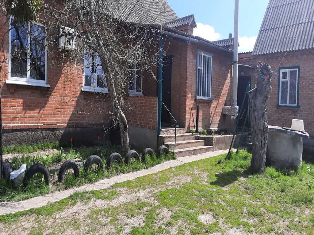 Будинок на Крутому берегу | Приват житло