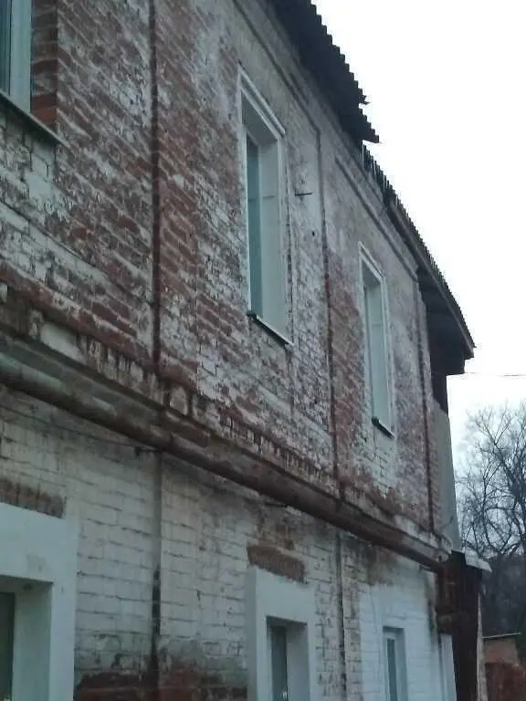 Дореволюційний будинок в центральній частині міста.


 | Приват житло