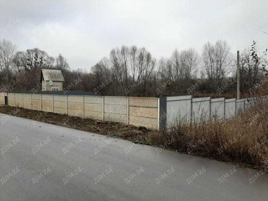 Шикарна ділянка в найпопулярнішому дачному масиві. | Приват житло