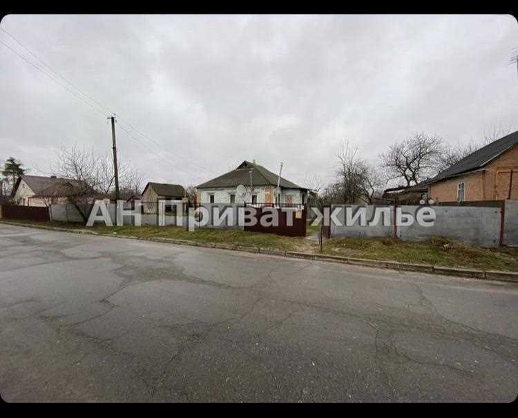 Гарний житловий будинок у с. Гора | Приват житло