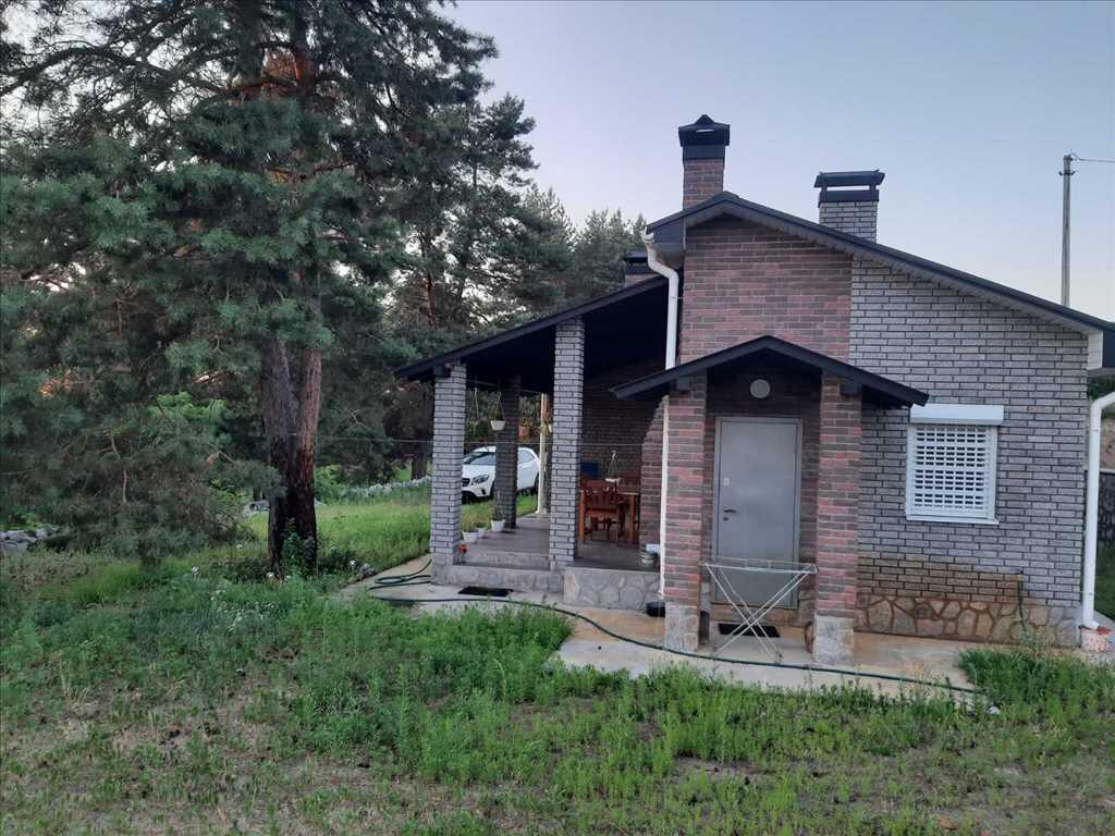 Дім у сосновому лісі | Приват житло