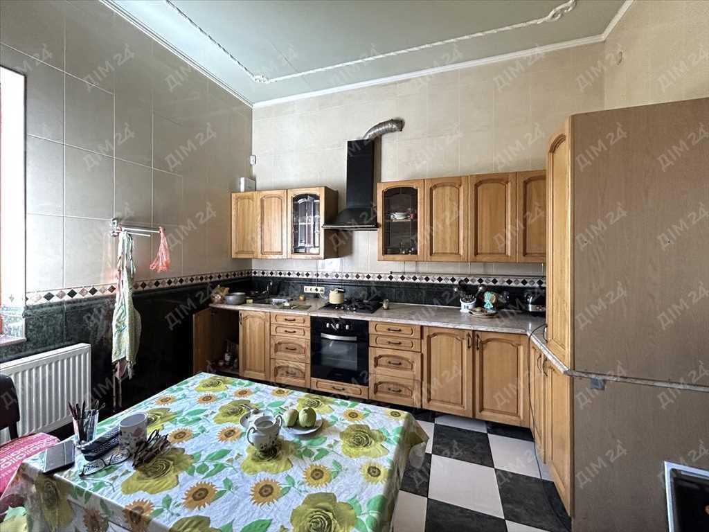 Житловий будинок у центральній частиніі Полтави | Приват житло