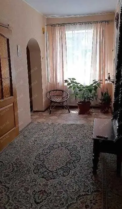Будинок на 2 входа в передмісті | Приват житло