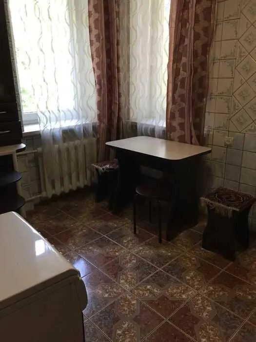 Трикімнатна в Авіагородку | Приват житло