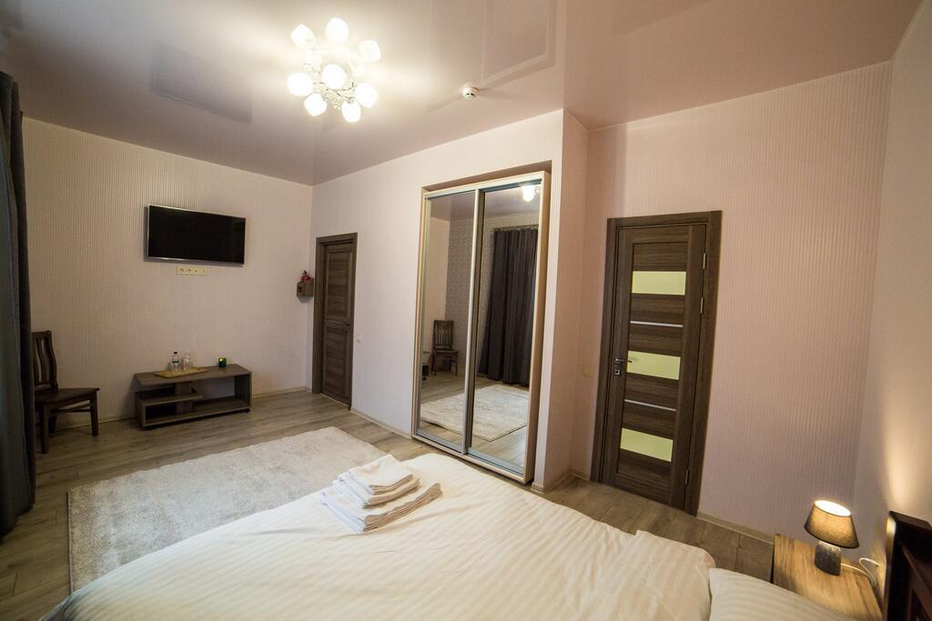 Приміщення під медичний або навчальний центр у Полтаві.
 | Приват житло