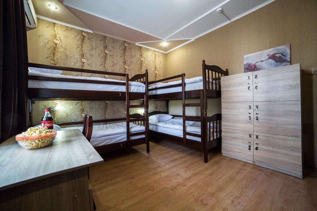 Приміщення під медичний або навчальний центр у Полтаві.
 | Приват житло