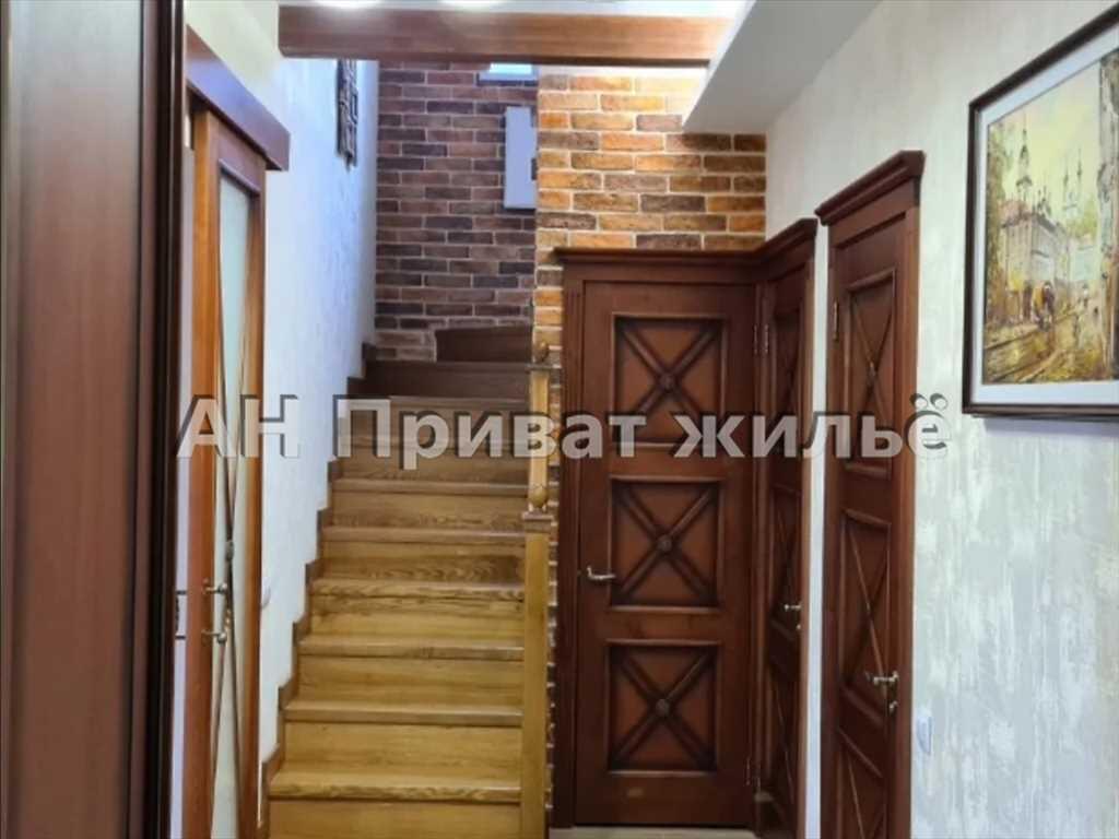Сучасний будинок в екологічному районі | Приват житло
