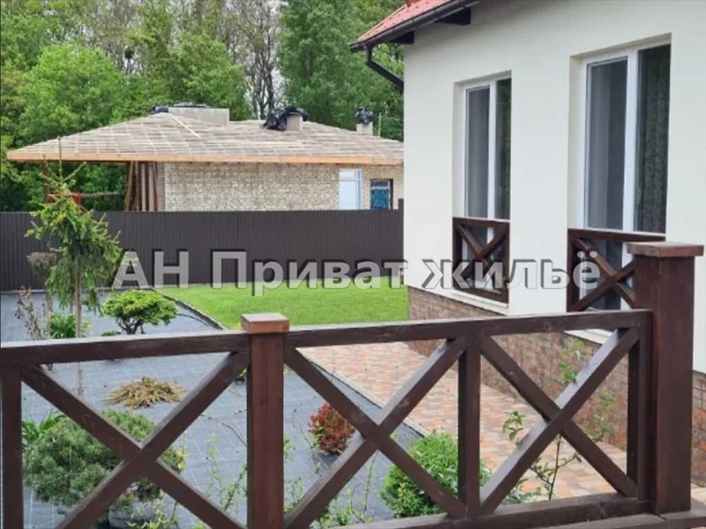 Сучасний будинок в екологічному районі | Приват житло