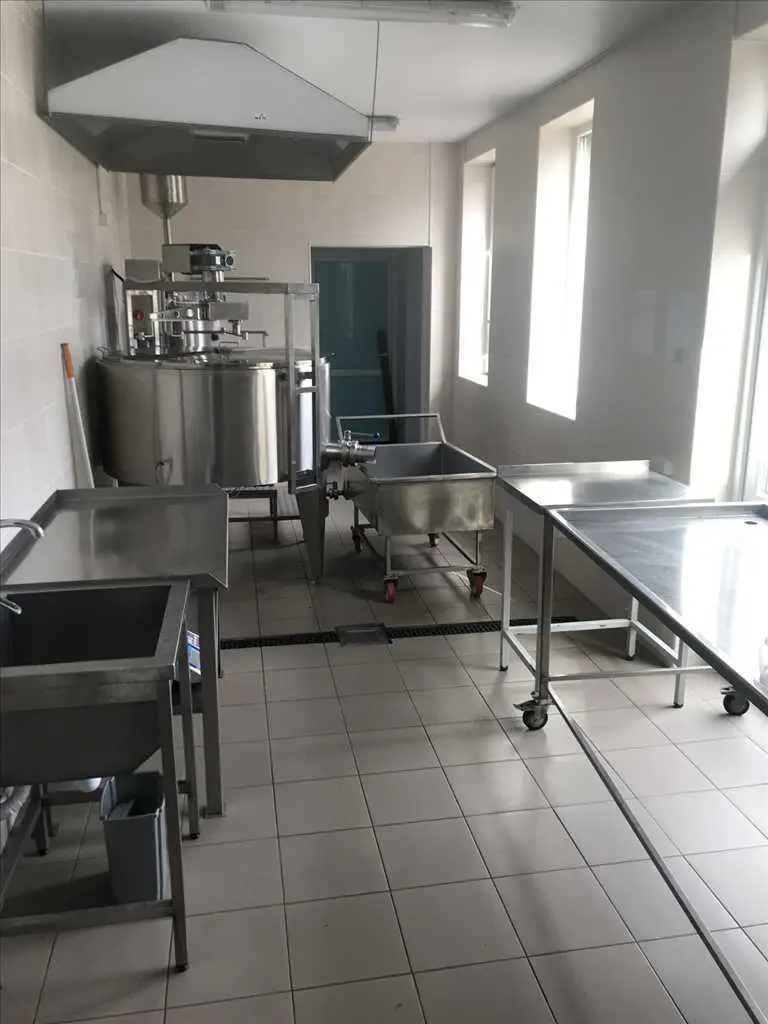 Продаж нежитлового приміщення в с.Копили, траса Київ- Харків! | Приват житло
