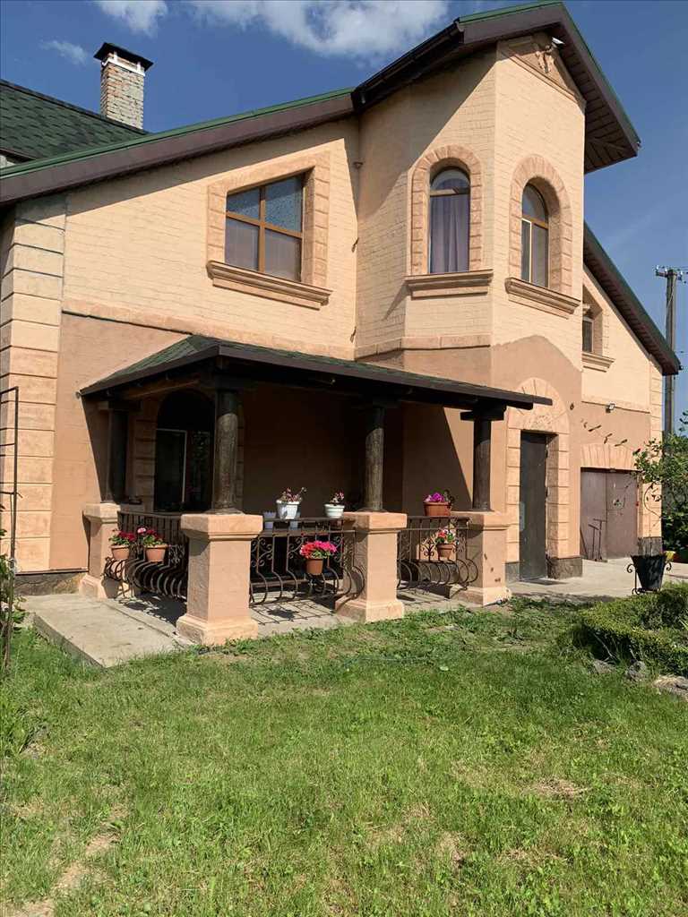 Будинок на Монастирській горі. | Приват житло