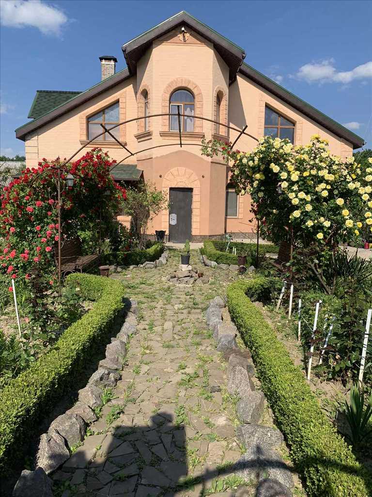 Будинок на Монастирській горі. | Приват житло