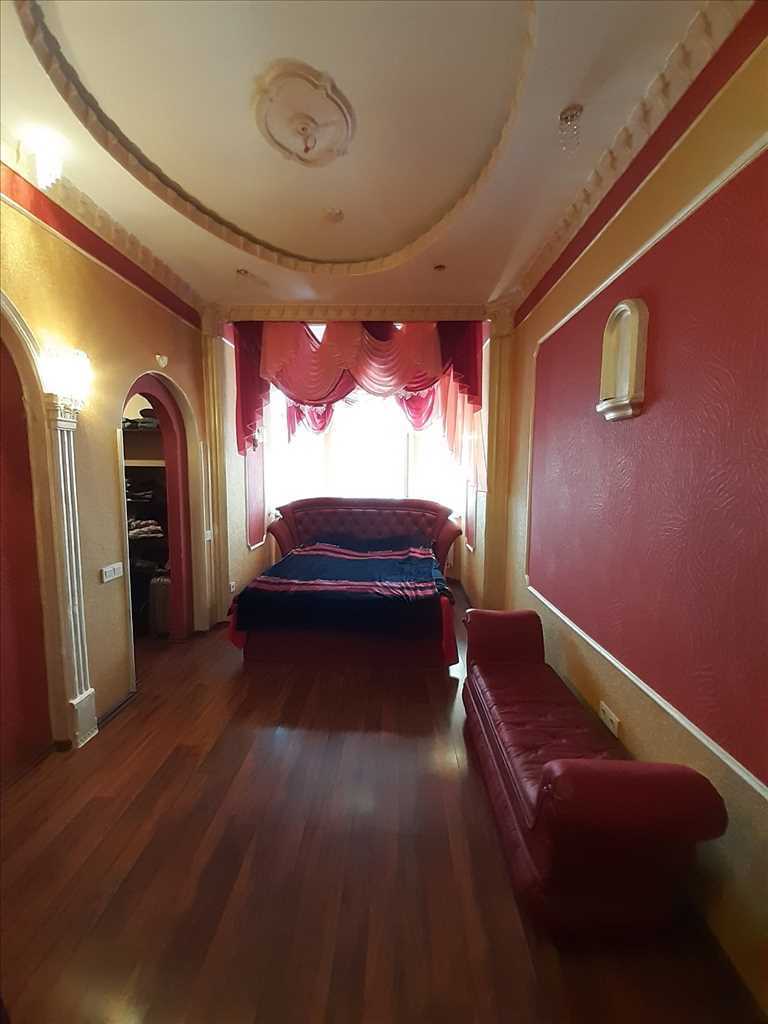 Будинок на Монастирській горі. | Приват житло