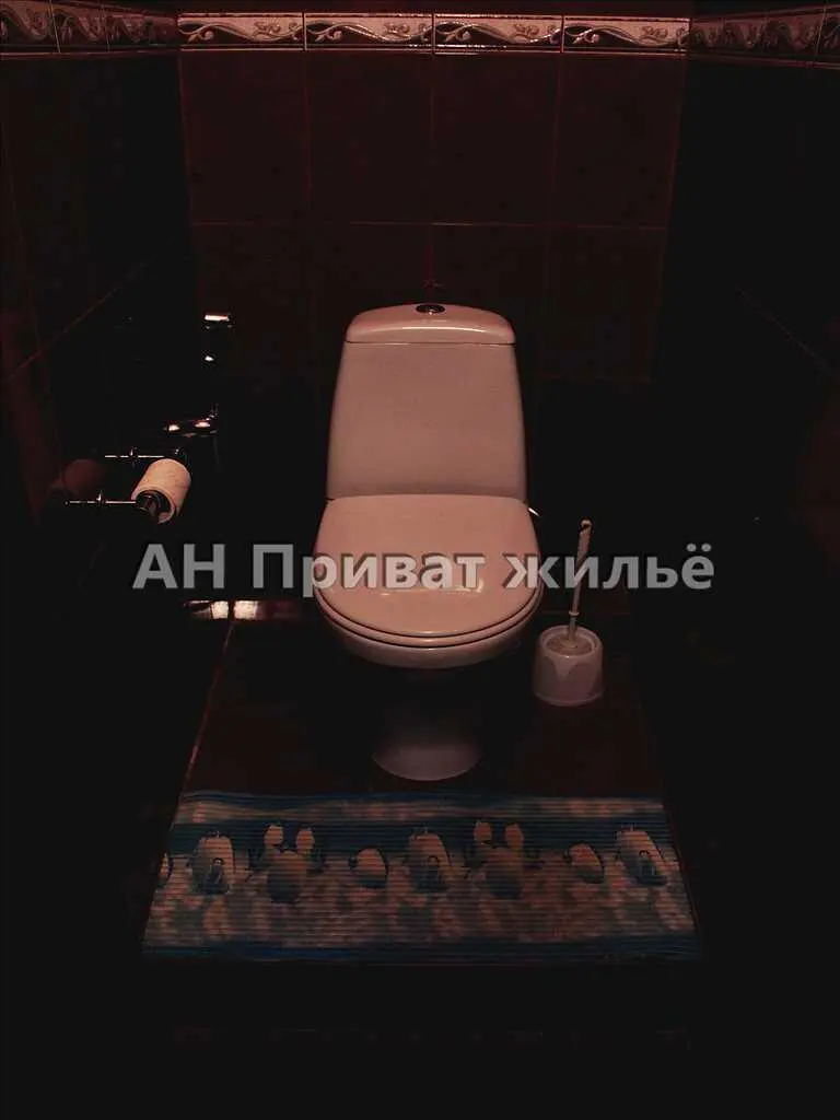3-х поверховий будинок на 12 кімнат | Приват житло