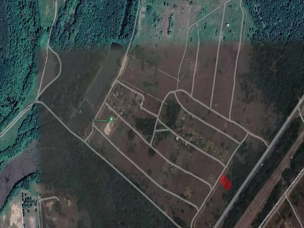 Ділянки поміж соснових насаджень, межа міста! | Приват житло