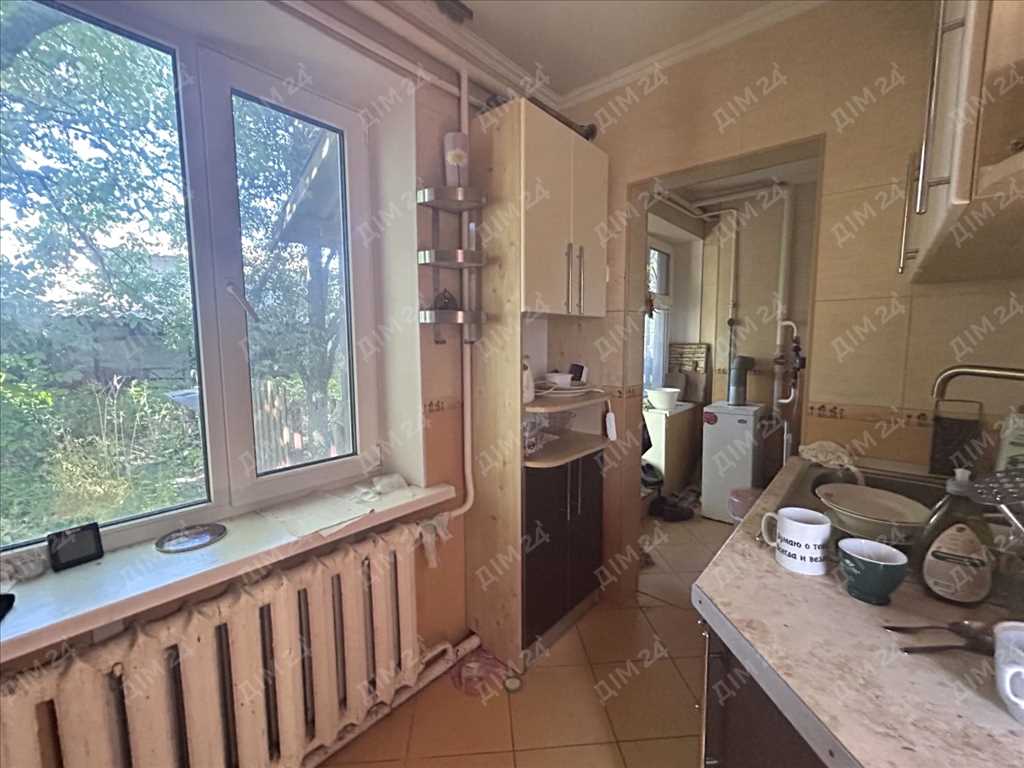 

Будинок із земельною ділянкою 1 га, неподалік від міста | Приват житло