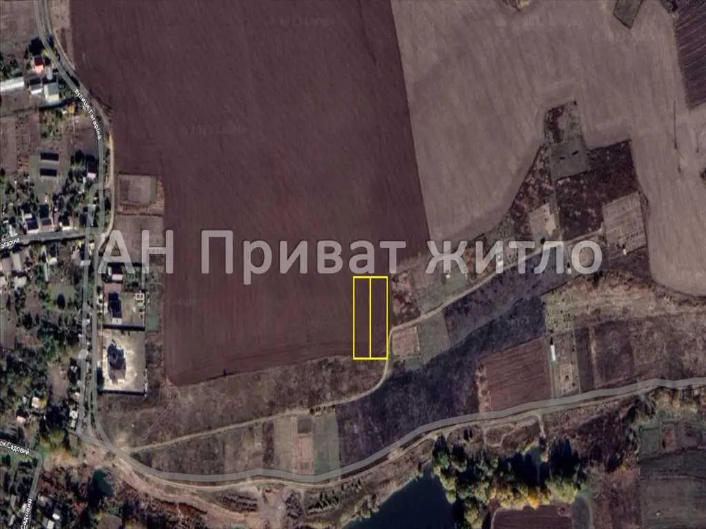 Велика ділянка під житлову забудову в Щербанях | Приват житло