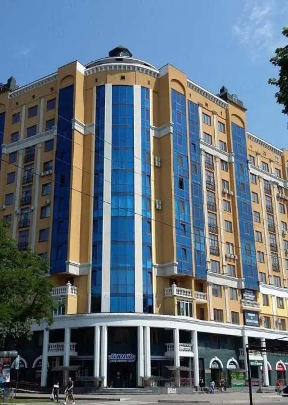 Велика квартира в центрі міста | Приват житло